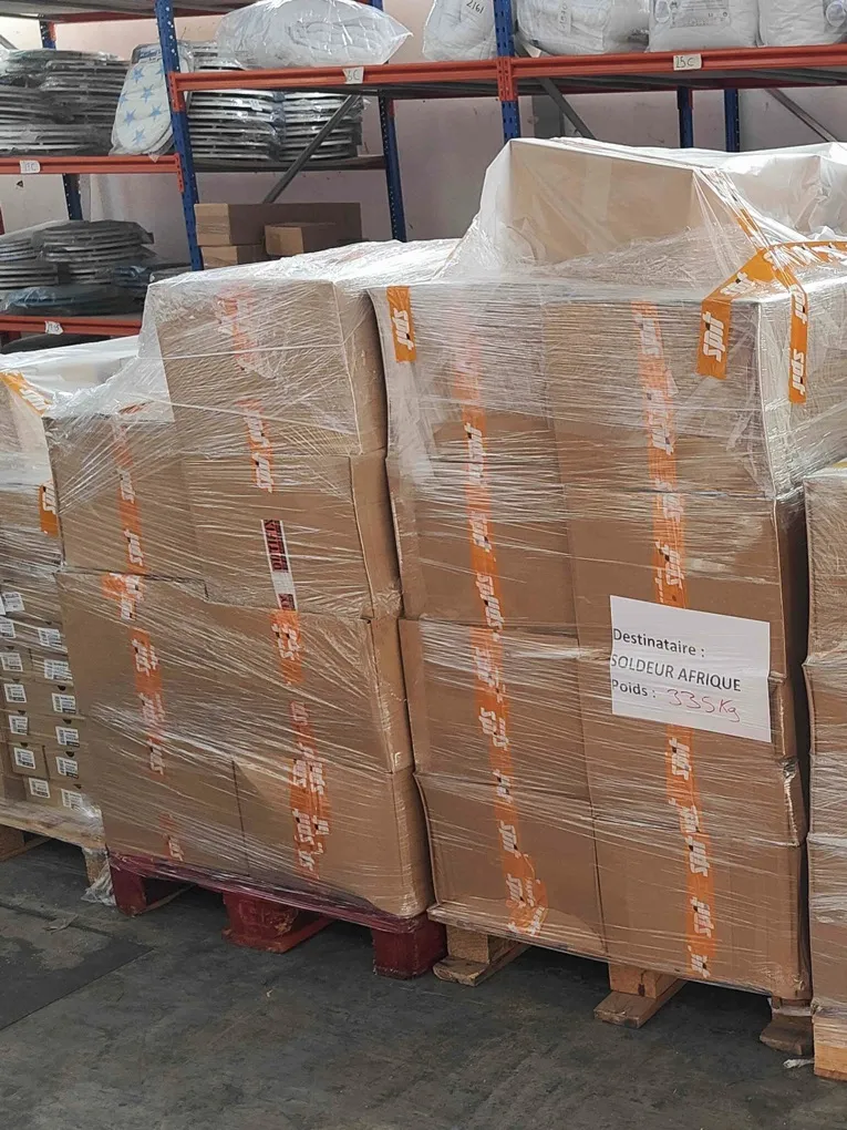 destockage chevilles et fixations