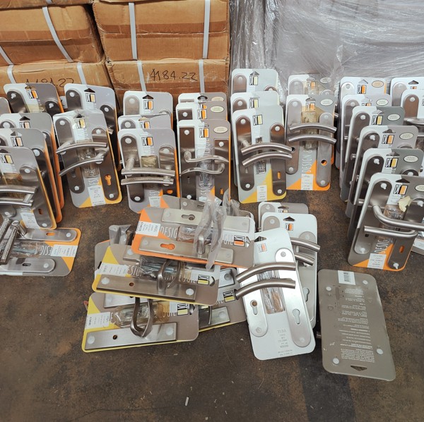 Lot destockage poignées Destockage Poignées de porte